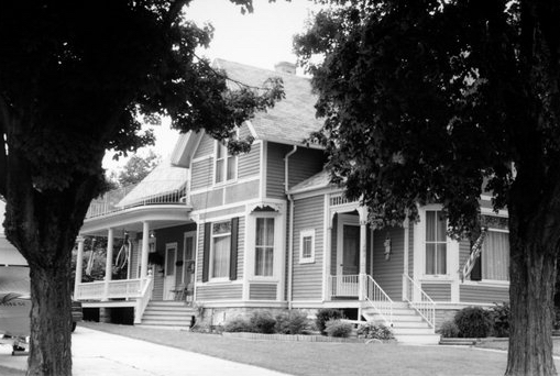 Historic home at 1203 Dodge Street
