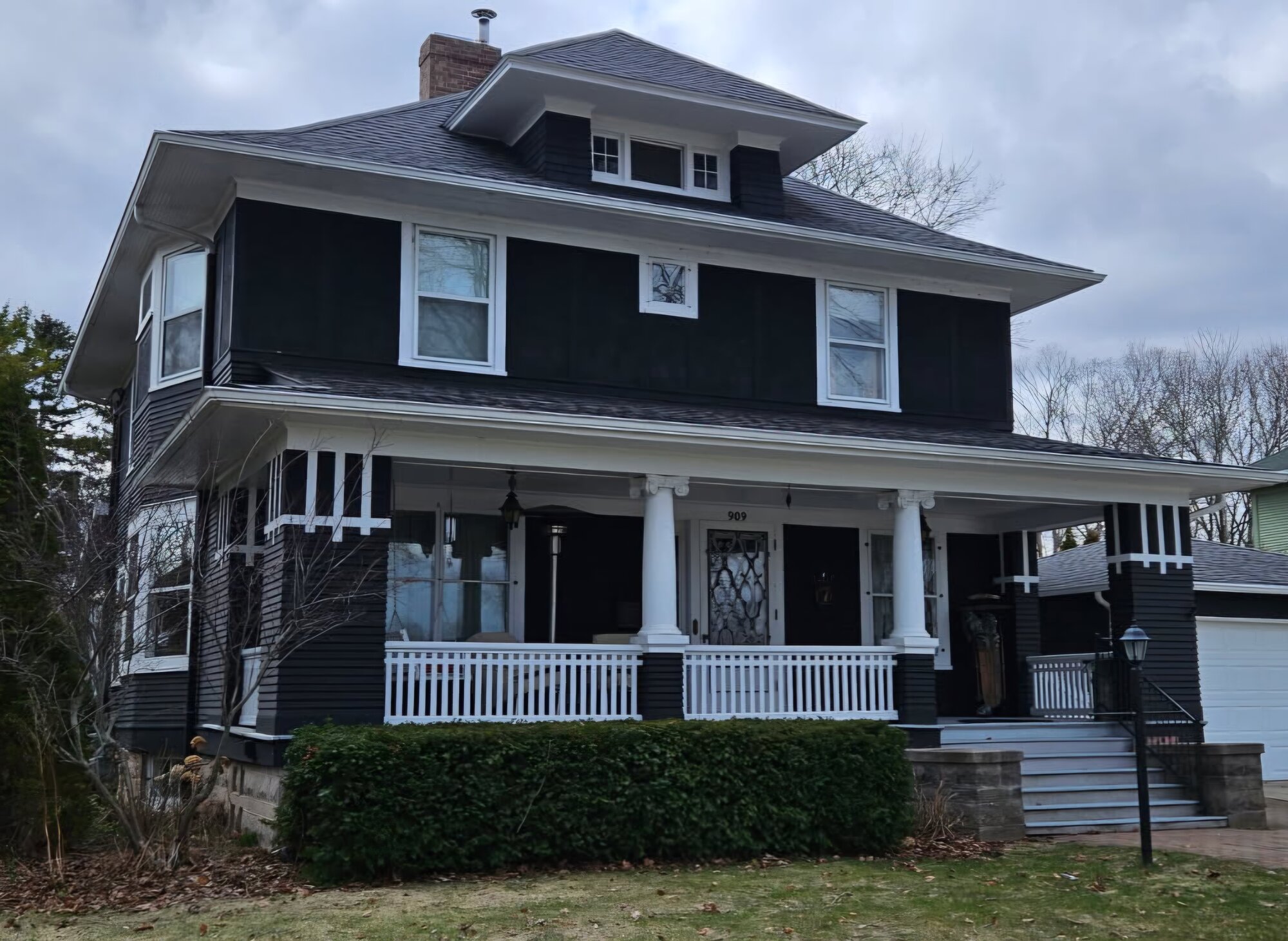 Historic home, Vojta and Eliza Janda House
909 Dodge Street