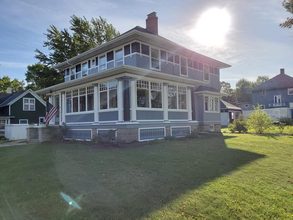 Historic home, Norman and Carrie Leyse House
1003 Milwaukee Street
const. 1914
Photo 4 of 4