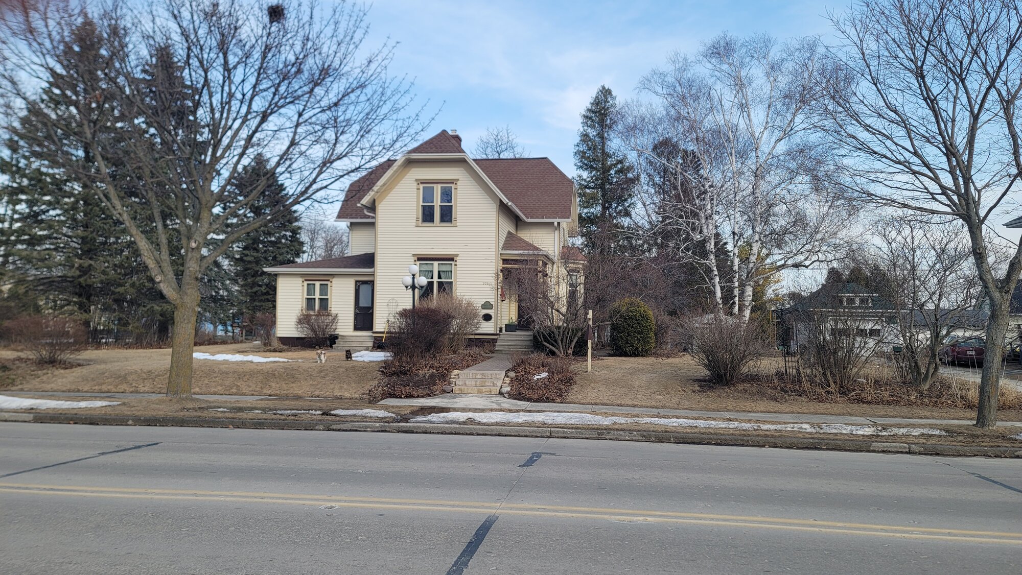 Historic home, Wenzel Seyk House
908 Milwaukee Street
const. 1890
Photo 3 of 4